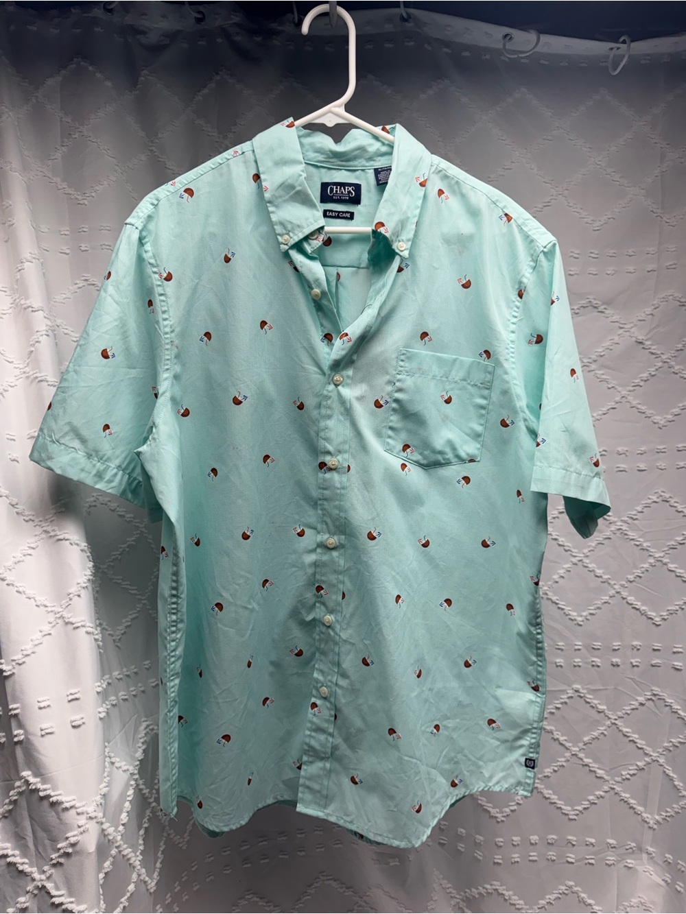 Chaps Men's Light Blue
Coconut & Umbrella Print Short Sleeve Button Down